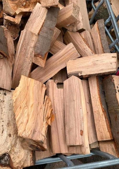 Droog eiken brandhout haardhout kachelhout gratis bezorgd, Tuin en Terras, Haardhout, Blokken, Eikenhout, 6 m³ of meer, Ophalen