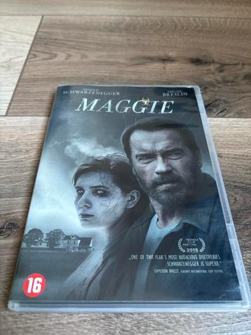 Maggie met Arnold Schwarzenegger  beschikbaar voor biedingen