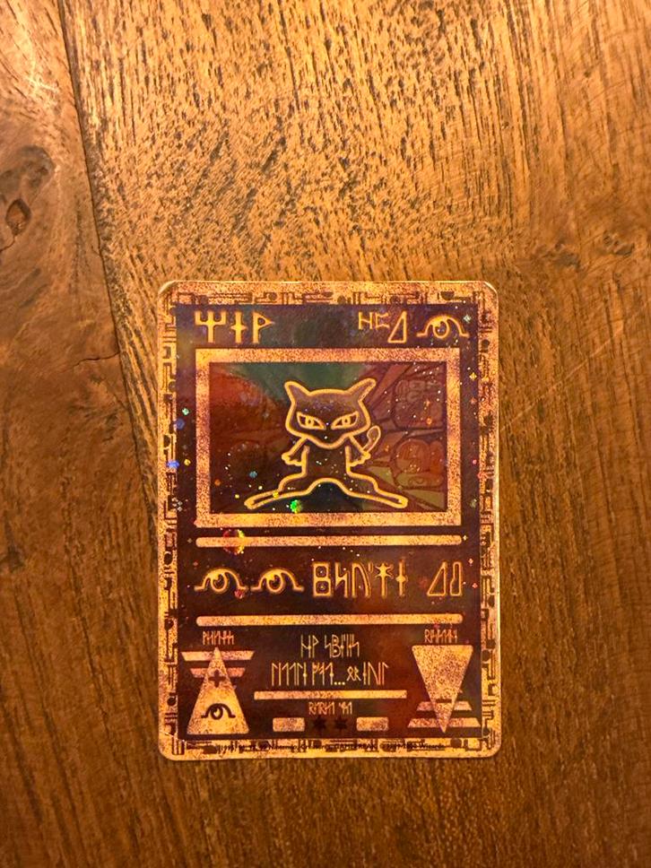 Zeldzame Mew Foil Kaart - Unieke Uitgave!, Hobby en Vrije tijd, Verzamelkaartspellen | Pokémon, Gebruikt, Losse kaart, Foil, Ophalen of Verzenden