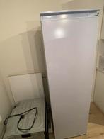 Inbouwkoelkast 2 jaar oud als nieuw !, Witgoed en Apparatuur, Koelkasten en IJskasten, Ophalen, Zonder vriesvak, 200 liter of meer