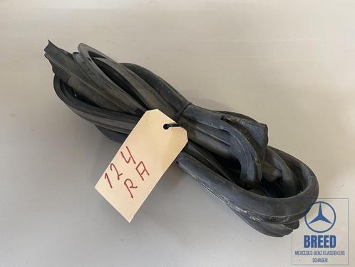 Deurrubber rechtsachter voor Mercedes-Benz W124 sedan, Auto-onderdelen, Carrosserie en Plaatwerk, Mercedes-Benz, Gebruikt, Ophalen of Verzenden