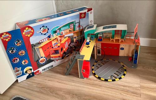 Brandweerman Sam kazerne, Kinderen en Baby's, Speelgoed | Overig, Zo goed als nieuw, Jongen of Meisje, Ophalen of Verzenden