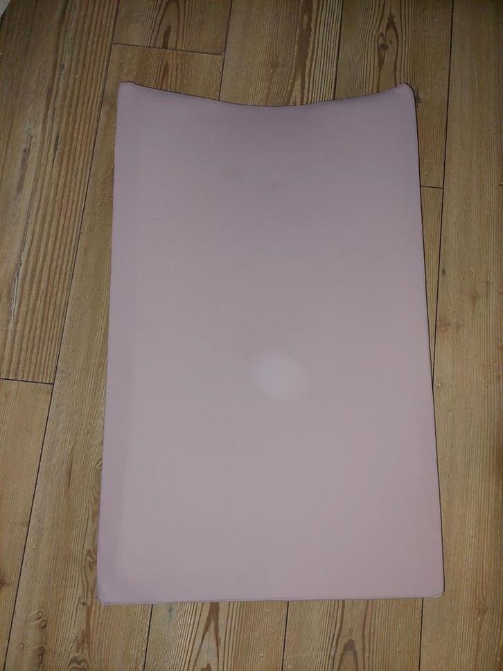 Roze Aankleedkussen - Zacht en Comfortabel, Kinderen en Baby's, Badjes en Verzorging, Zo goed als nieuw, Aankleedkussen, Overige merken