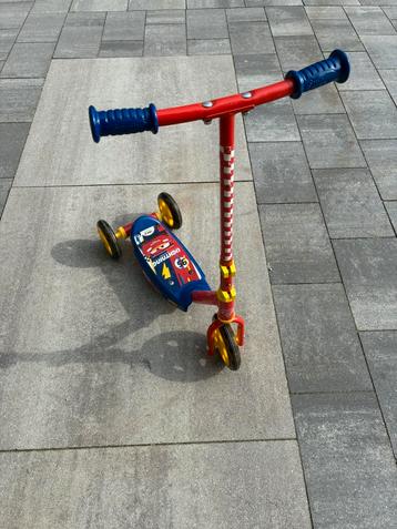 Kinder step 3 wielen beschikbaar voor biedingen