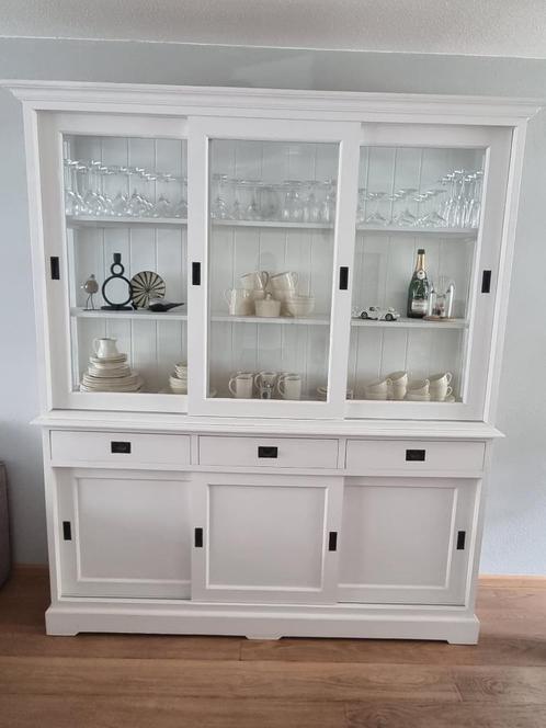Witte  drie deurs vitrinekast, Huis en Inrichting, Kasten | Vitrinekasten, Gebruikt, 200 cm of meer, 150 tot 200 cm, 25 tot 50 cm