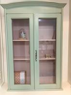 Vitrine kastje! Groen en binnenkant roze, Huis en Inrichting, Kasten | Vitrinekasten, Ophalen, 50 tot 100 cm, Zo goed als nieuw