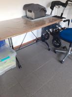 Houten tafel met ijzeren onderstel 70 breed 130 lang, Huis en Inrichting, Tafels | Eettafels, Ophalen, 100 tot 150 cm, 50 tot 100 cm