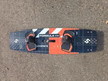 Slingshot Formula v4 136 compleet beschikbaar voor biedingen