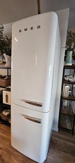 SMEG FAB32LBN1 fridge freezer – white – good condition, Witgoed en Apparatuur, Koelkasten en IJskasten, 200 liter of meer, 60 cm of meer