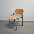 Eromes houten stoel - stapelbaar, Niet ingevuld, Gebruikt, Niet ingevuld, Niet ingevuld