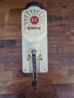 Douwe Egberts wand koffiemolen, Ophalen