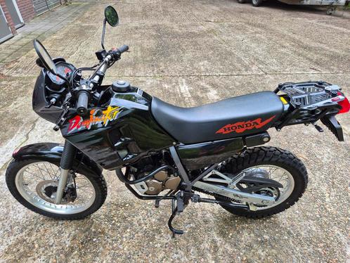 Honda nx 250 dominator bijna nieuw 5800km, Motoren, Motoren | Oldtimers, Enduro, 12 t/m 35 kW, 1 cilinder, Minimaal motorrijbewijs A2