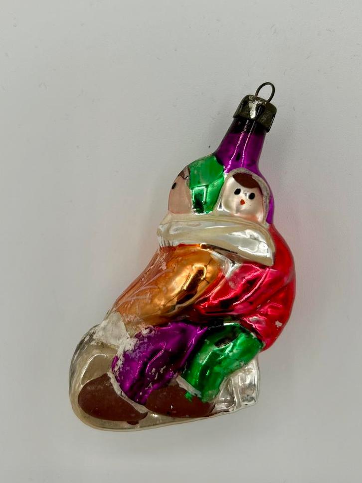Oude kerstbal kinderen op slee, Diversen, Kerst, Gebruikt, Ophalen of Verzenden