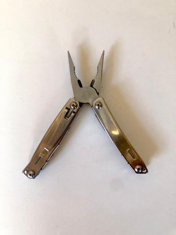 Leatherman Sidekick multitool zakmes goede staat met hoesje beschikbaar voor biedingen