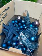 Doos met blauwe kerstballen en decoratie, Ophalen, Nieuw