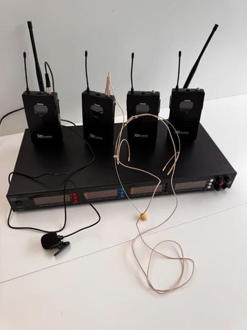 Draadloze microfoonset - 4 ontvangers, 8 microfoons beschikbaar voor biedingen