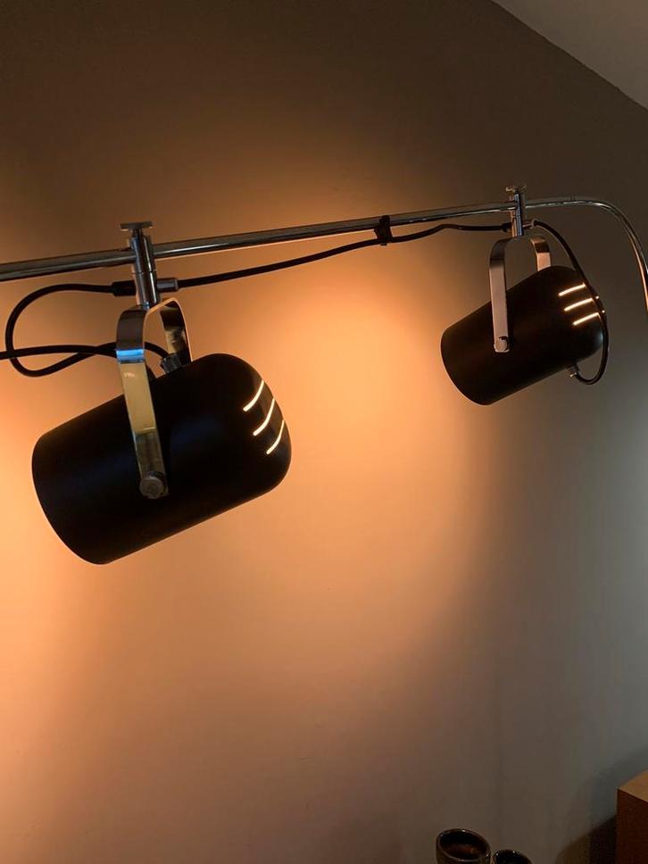 Vintage gepo vloerlamp, Huis en Inrichting, Lampen | Vloerlampen, Zo goed als nieuw, 150 tot 200 cm, Metaal, Ophalen of Verzenden