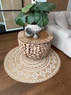 Ronde salontafel met opbergruimte, Gebruikt, Rond, 55 tot 75 cm, Hout