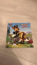PAW Patrol: puppy Race! Boek, Hobby en Vrije tijd, Stickers en Plaatjes, Ophalen of Verzenden, Zo goed als nieuw, Plaatje