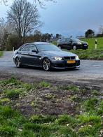 BMW 3-Serie 2.0 I 320 AUT 2005 Grijs, Auto's, 65 €/maand, 1995 cc, Zwart, 4 cilinders