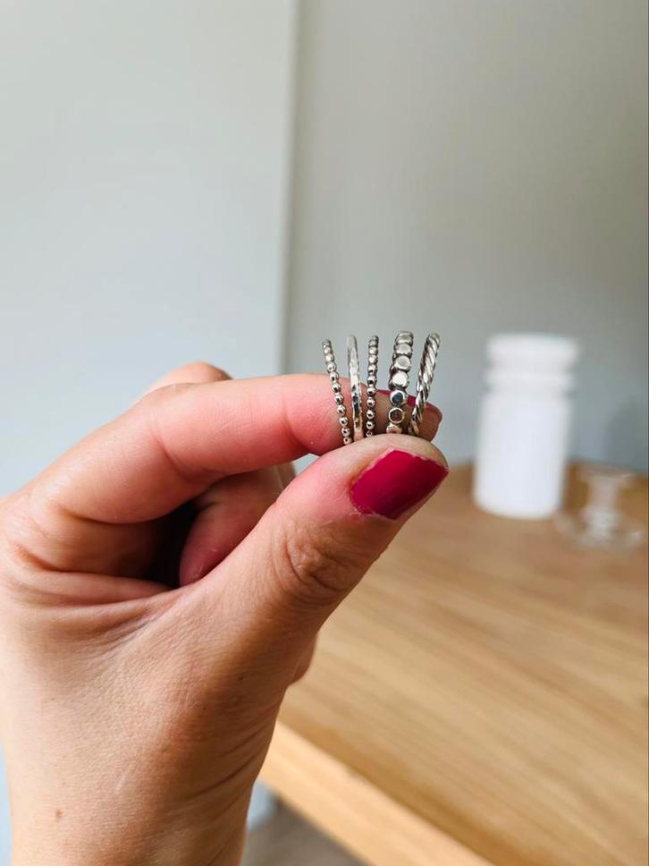 5 aanschuifringen ringen anna nina, Sieraden, Tassen en Uiterlijk, Ringen, Zo goed als nieuw, Dame, 17 tot 18, Zilver, Ophalen of Verzenden