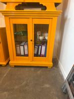 Gele vintage vitrinekast., Ophalen, Gebruikt, 50 tot 100 cm, 25 tot 50 cm
