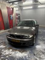 BMW 1-Serie 2.0 118I 5DR AUT 2007 Bruin, Auto's, Achterwielaandrijving, 1995 cc, Zwart, Bruin