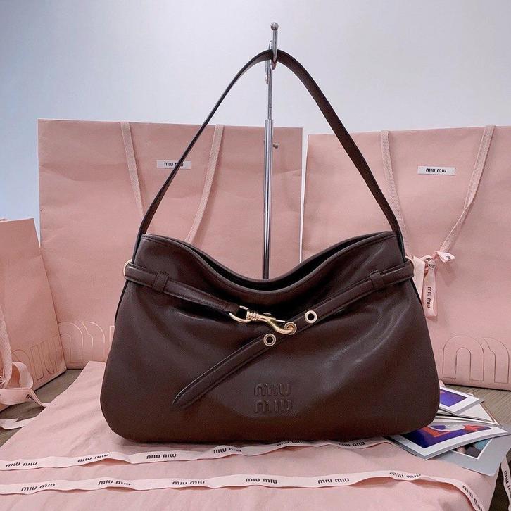 Miu Miu Vintage Vitello Leather Hobo Bruin Topstaat+ Dustbag, Sieraden, Tassen en Uiterlijk, Tassen | Damestassen, Zo goed als nieuw