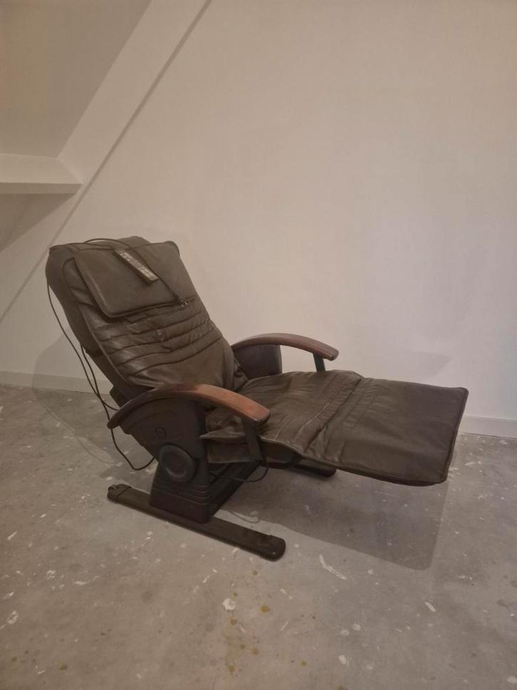 Japanse Futura / Planeta massagestoel – model FAS-200D – vol, Huis en Inrichting, Fauteuils, Gebruikt, Ophalen