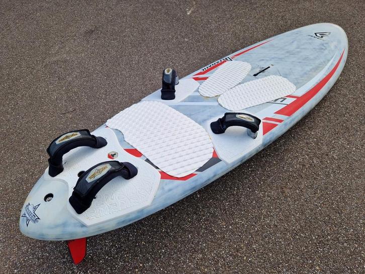 Fanatic Falcon 102 liter 63 cm Loftsails 7.0 racing blade, Watersport en Boten, Windsurfen, Gebruikt, Plank, Ophalen