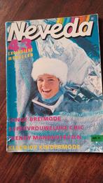 Vintage, winters breiboek,  43 warme breipatronen, Ophalen of Verzenden, Zo goed als nieuw, Breien, Patroon of Boek