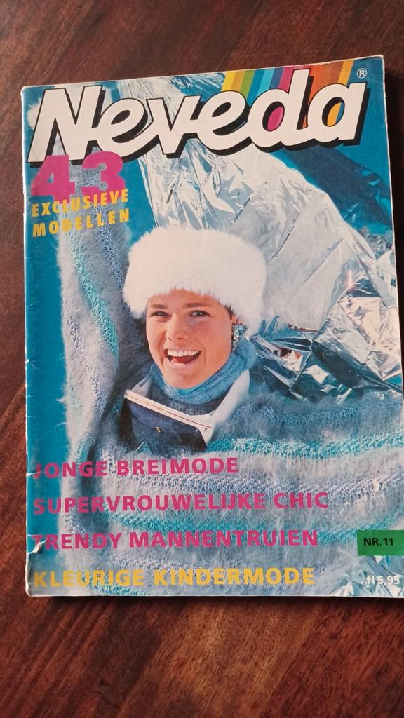 Vintage, winters breiboek,  43 warme breipatronen, Hobby en Vrije tijd, Breien en Haken, Zo goed als nieuw, Breien, Patroon of Boek