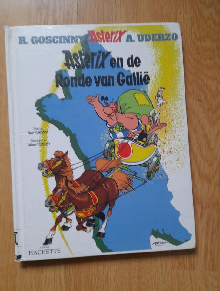 Asterix en de Ronde van Gallië - René Goscinny en Albert, Boeken, Stripboeken, Zo goed als nieuw, Eén stripboek, Ophalen of Verzenden