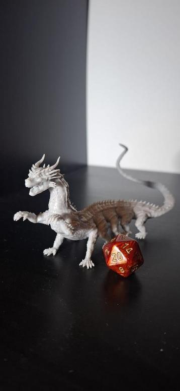 DnD Fantasy Miniaturen – Behir (Monster Rampage) beschikbaar voor biedingen