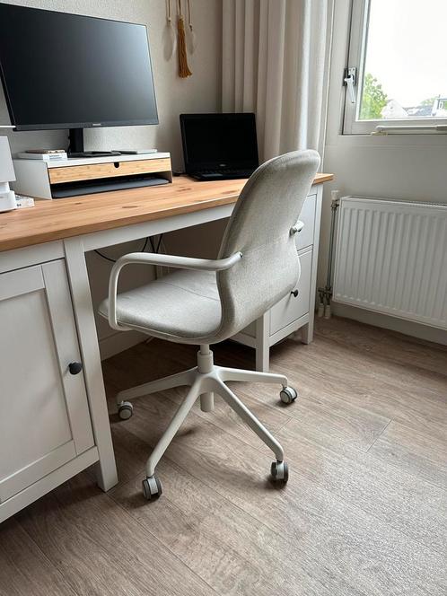 IKEA bureaustoel model Långfjäll met armleuningen,beige stof, Huis en Inrichting, Bureaustoelen, Zo goed als nieuw, Bureaustoel