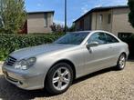 Mercedes-Benz CLK 2.6 Clk240 Coupe 2004 Grijs, Auto's, Mercedes-Benz, Achterwielaandrijving, 2597 cc, 4 stoelen, Origineel Nederlands
