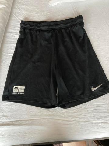 Nike Sportbroekje 13-15 jr Voetbal beschikbaar voor biedingen