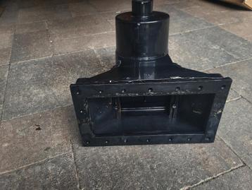 wandskimmer voor de vijver of zwembad beschikbaar voor biedingen