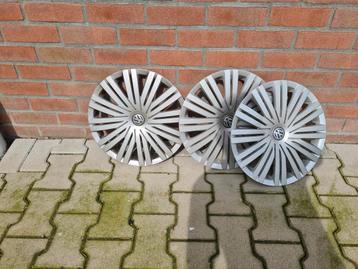 3 originele vw wieldoppen 15inch. Teab