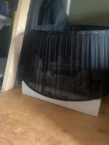 Zwarte Lampenkap met Grote Fitting beschikbaar voor biedingen