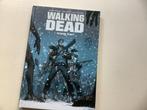 Walking Dead stripboek, Ophalen of Verzenden, Zo goed als nieuw, Robert Kirkman, Eén stripboek