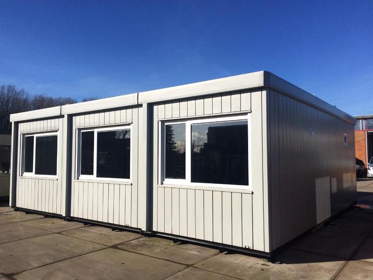 Te Huur Zeer Luxe Woonunit van 72 m² met 3 slaapkamers, Zakelijke goederen, Machines en Bouw | Keten en Containers, Ophalen