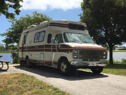 Camper GMC 1985, Caravans en Kamperen, Campers, Particulier, tot en met 3, Integraal, Benzine, Automaat, Ophalen