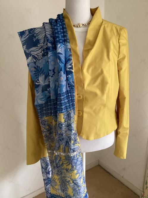 JOSEPHINE&C0 JASJE MT 42/44. PRACHTIGE KLEUR MAIS GEEL, Kleding | Dames, Jasjes, Kostuums en Pakken, Zo goed als nieuw, Jasje