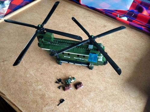 BanBao Defence Force Chinook helicopter  885201,, Kinderen en Baby's, Speelgoed | Bouwstenen, Gebruikt, Overige merken, Ophalen of Verzenden