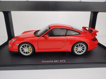 Autoart 1/18 Porsche 911 GT3 (997) Guards Red 77996 beschikbaar voor biedingen