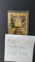 Gold Pikachu Premium CollectieCelebrations 2021 Pokemonkaart, Ophalen of Verzenden, Nieuw, Losse kaart