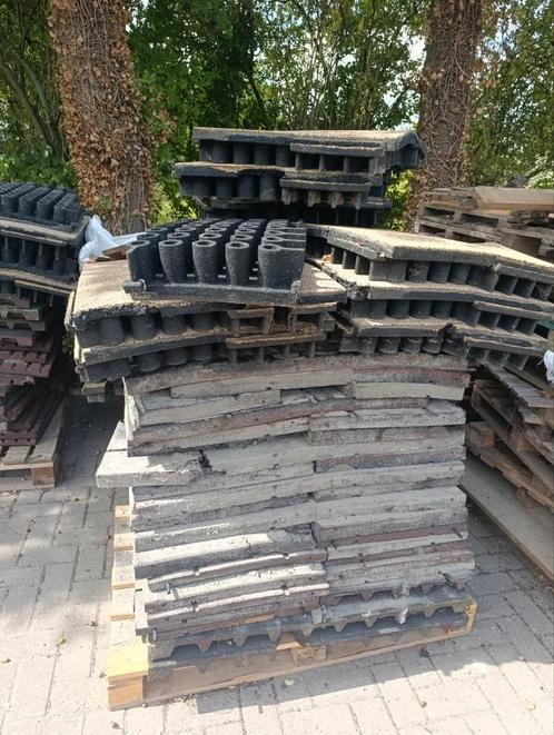 Gratis Rubberen Terrastegels - Gebruikt, Tuin en Terras, Tegels en Klinkers, Gebruikt, Terrastegels, Rubber, 10 m² of meer, Ophalen