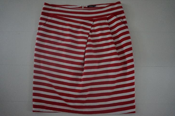 Purdey korte rok knielengte rood wit streep mt XL / XXL / 44, Kleding | Dames, Rokken, Zo goed als nieuw, Maat 42/44 (L), Rood