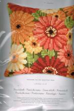 Cado vervaco borduurpakket kussen bloemenweelde, Hobby en Vrije tijd, Borduren en Borduurmachines, Ophalen of Verzenden, Nieuw